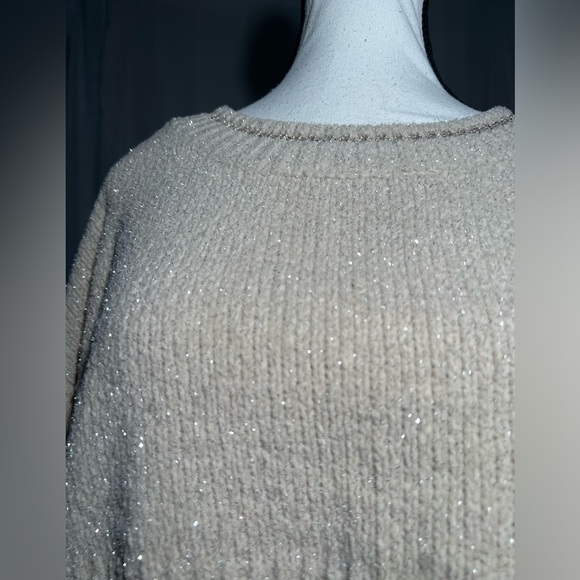 Pull over sweater REVOLVE - Picture 4 of 7